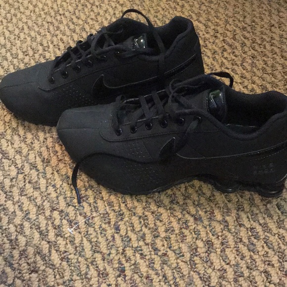 Nike Shoes - Black Nike Shocks